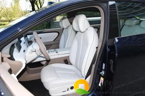 焕新极氪X正式上市 超级置换权益后限时售价14.58万元起-1