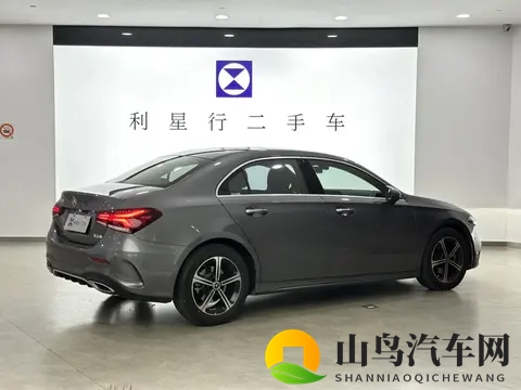 参考标题:22年奔驰A级，2万公里，时尚座驾，省下大几万！-3