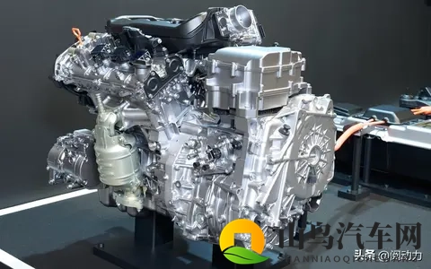 冰块加牛奶小黄花截图：冰与奶交融，黄花画面截录-2