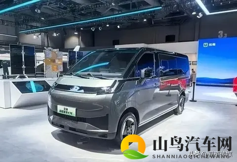 吉利率先出击！全新多功能车799万元，关键车长5米，性价比拉满-3