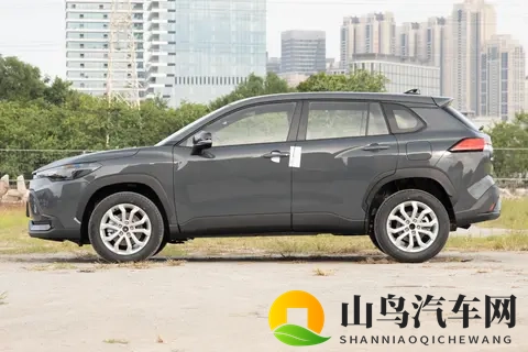 聚焦丰田锋兰达 2026 款双擎豪华版 1598 万级 SUV 的实用之选-1
