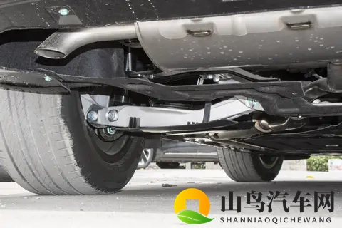 试驾2025款星纪元ET增程Pro高速辅助驾驶版：1898万享受豪华出行-2