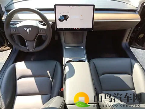 12万圆梦？21年Model3，56秒破百的代步神器！-2