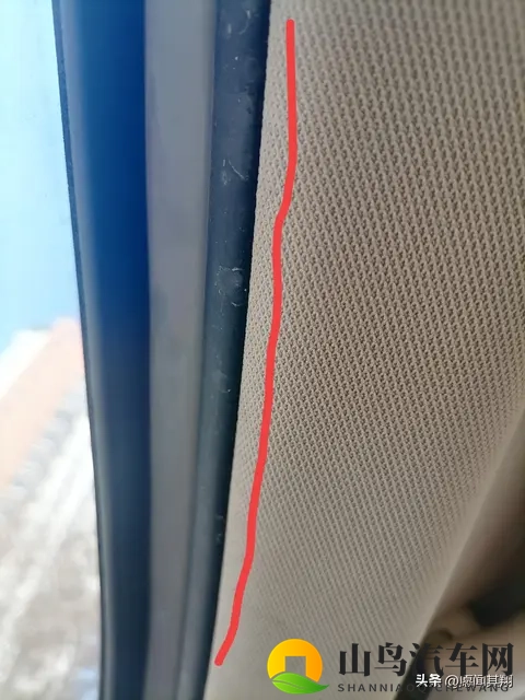 安装倒车影像这样取电，自己操作简单方便-1