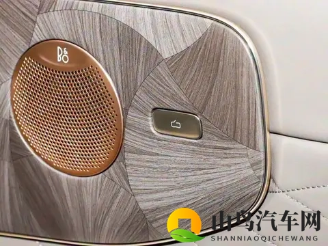 上汽最大号SUV预售3369万起!纯电续航402公里的增程车-3