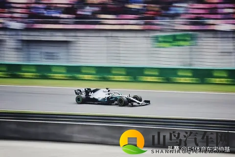 威廉姆斯车队重塑品牌形象,下赛季正式更名为威廉姆斯F1车队-2