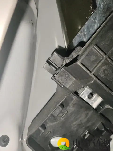 一手准新C级，圆你奔驰梦——二手奔驰C260L-3