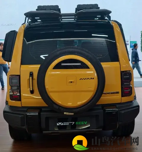 奇瑞一“大号SUV”，长得像路虎卫士+混动引擎，走平价路线-2