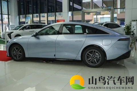 一口价1059万元起 2026款星海S7开启预售 升级800V超充-1