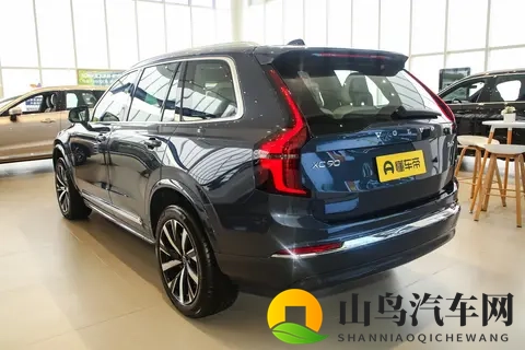 2026款沃尔沃XC90正式上市，三种动力布局深化市场覆盖-3