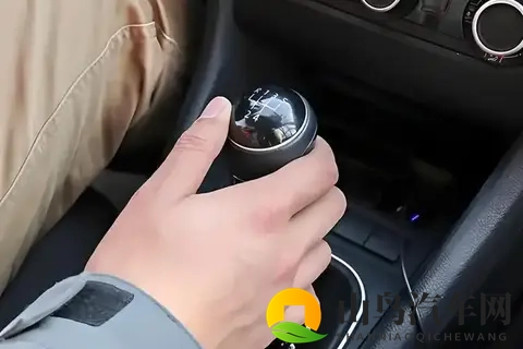 手动挡车主自述：卖掉手动挡换成自动挡后，才明白的3个道理！-2