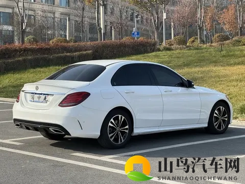 11万多拿下奔驰C级：2018款运动版，圆你奔驰梦！-3