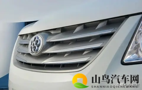 董明珠砸30亿造的43万国产车上市了，销量比想象中更惨-3