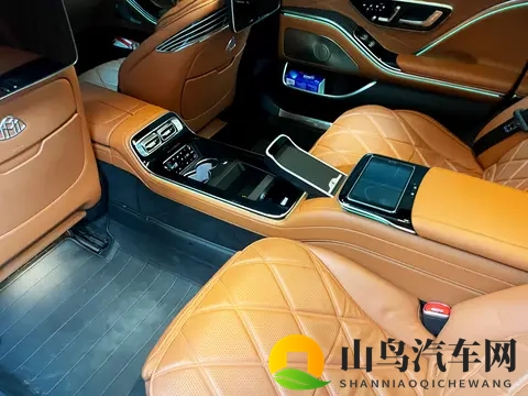 迈巴赫S480新车落地升级行政四座马鞍，享受高配车型一样的效果-1
