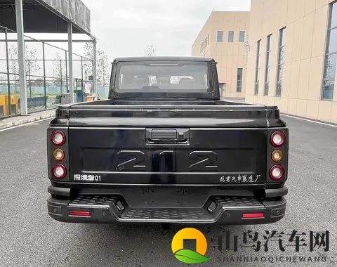 命名探境者01 丰富越野选装配置 212皮卡车型申报信息曝光-1
