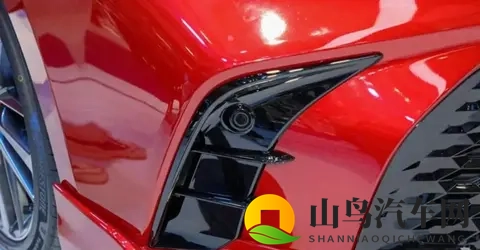 丰田王炸降价20万!从328万跌至126万,4L油耗开20年不坏!-3