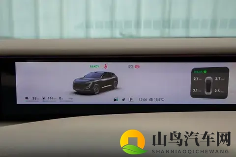全系标配5C快充+双排按摩，这款中型SUV怎么样-2