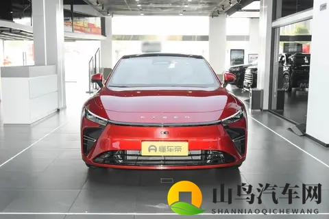 雪豹四驱+云台底盘,超能智享美学轿跑2025款星纪元ES,1528万起-1