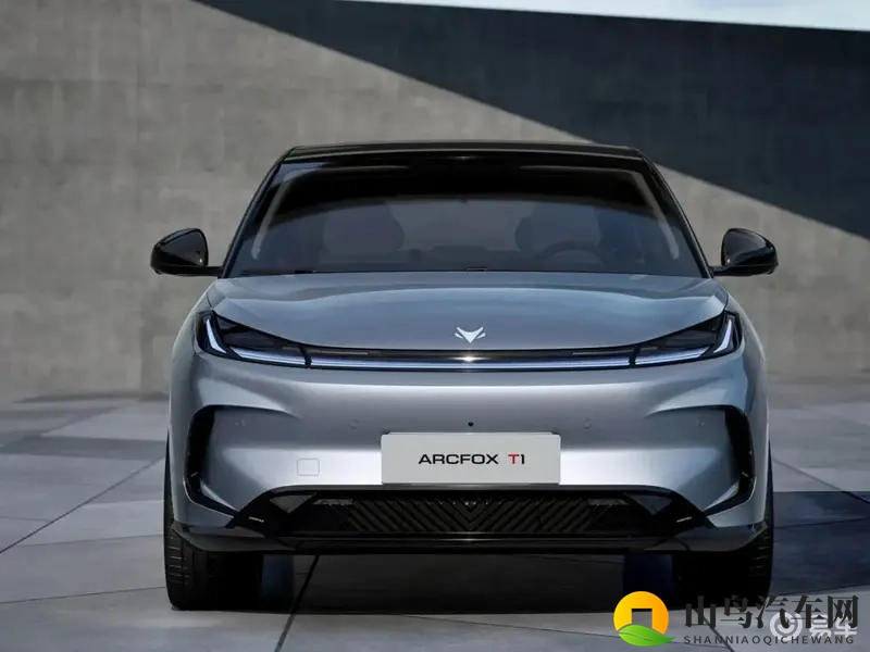 6万级家用车又上新！轴距2.77米，每公里不到1毛钱！-1