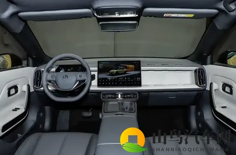 零跑Lafa5预售1058万起，比萤火虫便宜且续航高-2