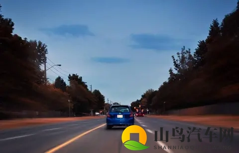 电车开3年才懂的4个 “黄金技巧”：省电护电池，越开越省心-2