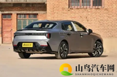 当272匹马力与Flyme Auto智能座舱相遇,第三代领克03带来了什么?-2