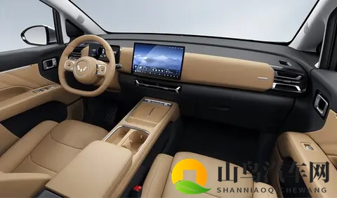 新能源版起售价 1068 万元 五菱星光 730 将于 11 月上市-1