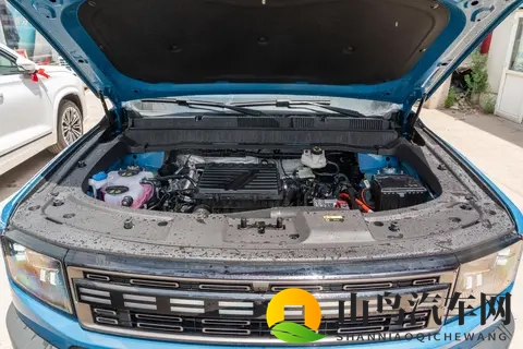 15万预算SUV怎么选？这款方盒子四驱车，满足全家用车需求-3