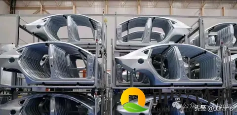 比亚迪13000吨大压铸“砸场”！直接干“一群”！-1