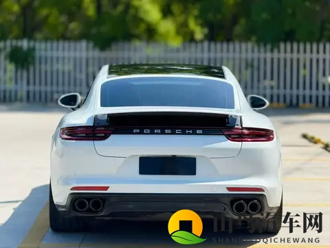 40多万拿下行政级座驾，17年保时捷Panamera还香吗？-3