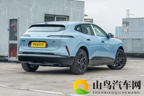 全系标配5C快充+双排按摩，这款中型SUV怎么样-3