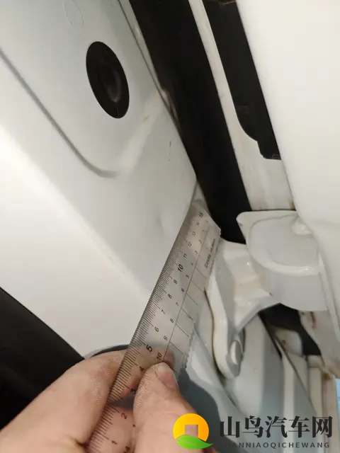 丰田新举动:世纪车型独成高端奢华品牌-1