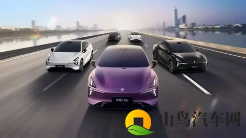 1399万起,后驱小钢炮预售,入门即超值,还有黑科技悬架免费送-3