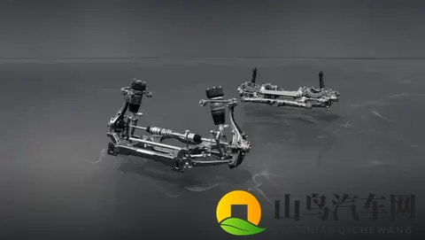 打破续航焦虑!2025款星纪元ET亮相 1615km综合续航+零重力座椅-2