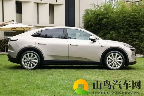 试驾乐道L60 560km版：25万纯电SUV闭眼入不踩坑-2