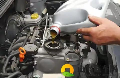 机油多久换一次？2025实测+车型适配指南，新手避坑不花冤枉钱-2
