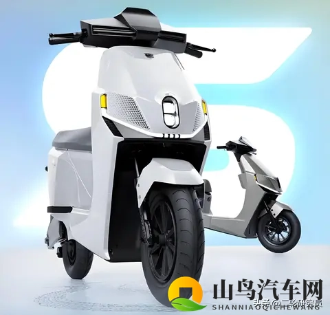 绿源S90-D:12项专利电机+3种动力模式，真能颠覆摩旅？-1