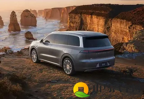 【新车前瞻】零跑D19—高端市场的破局者-3