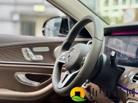 25万多拿下20款奔驰E300L，体验行政级座驾的魅力-1