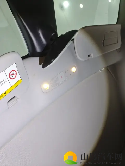 11万多圆梦特斯拉，21款Model3代步通勤香不香？-3