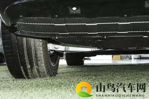 告别续航焦虑!星纪元ET用1615km续航和445%热效率说服了我-2