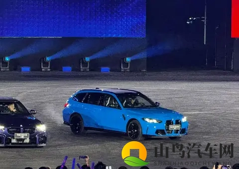 售价9439万元 宝马M3旅行版正式上市 买三厢还是买旅行?-1