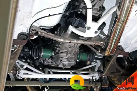 “扫把佬”Impreza的终极形态——拥有合法路权的GC8 WRC拉力赛车-1