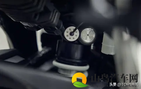 米兰车展丨本田CB1000GT发布，“火刃”同平台多功能休旅车-2