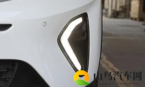 26款起亚奕跑上市:14L+CVT驾驶平顺,补贴后608万元起售-1