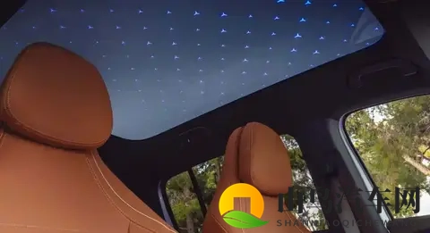 将于12月8日首发 全新奔驰GLB内饰官图 采用最新家族式设计风格-1