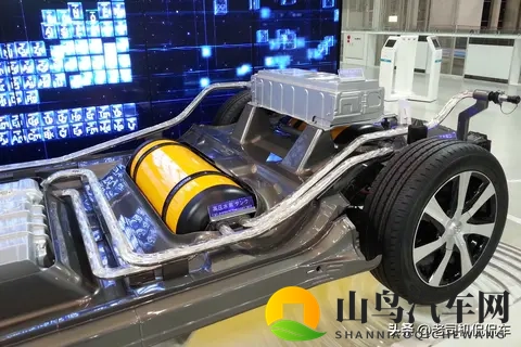 加氢5分钟，续航772KM！氢能版卡罗拉要来了-3