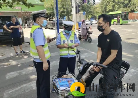 电动车是否需要考驾照？分车型定规则，合法出行不踩线-1