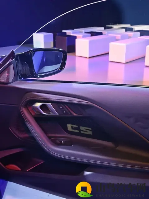 哥布林的洞穴：汽车探险新篇章，神秘洞穴挑战极限-2