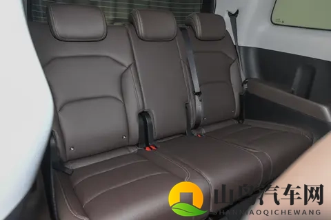 738万起，家用MPV可以闭眼选了？7座MPV五菱星光730来了-1